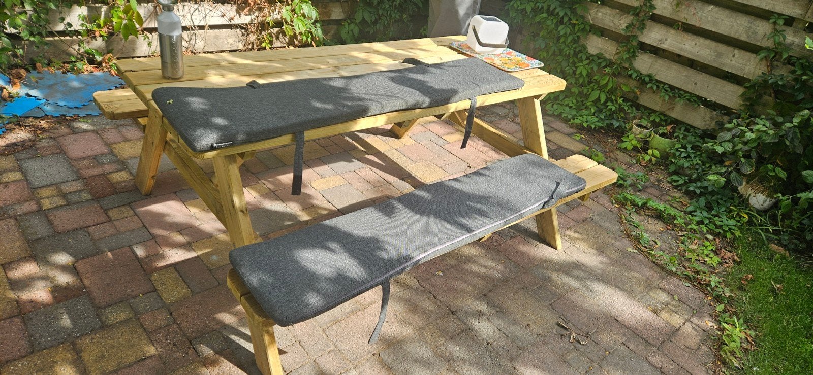 2 kussens voor op zitting picknick tafel, Tuin en Terras, Ophalen, Zo goed als nieuw, Rechthoekig, Overige materialen