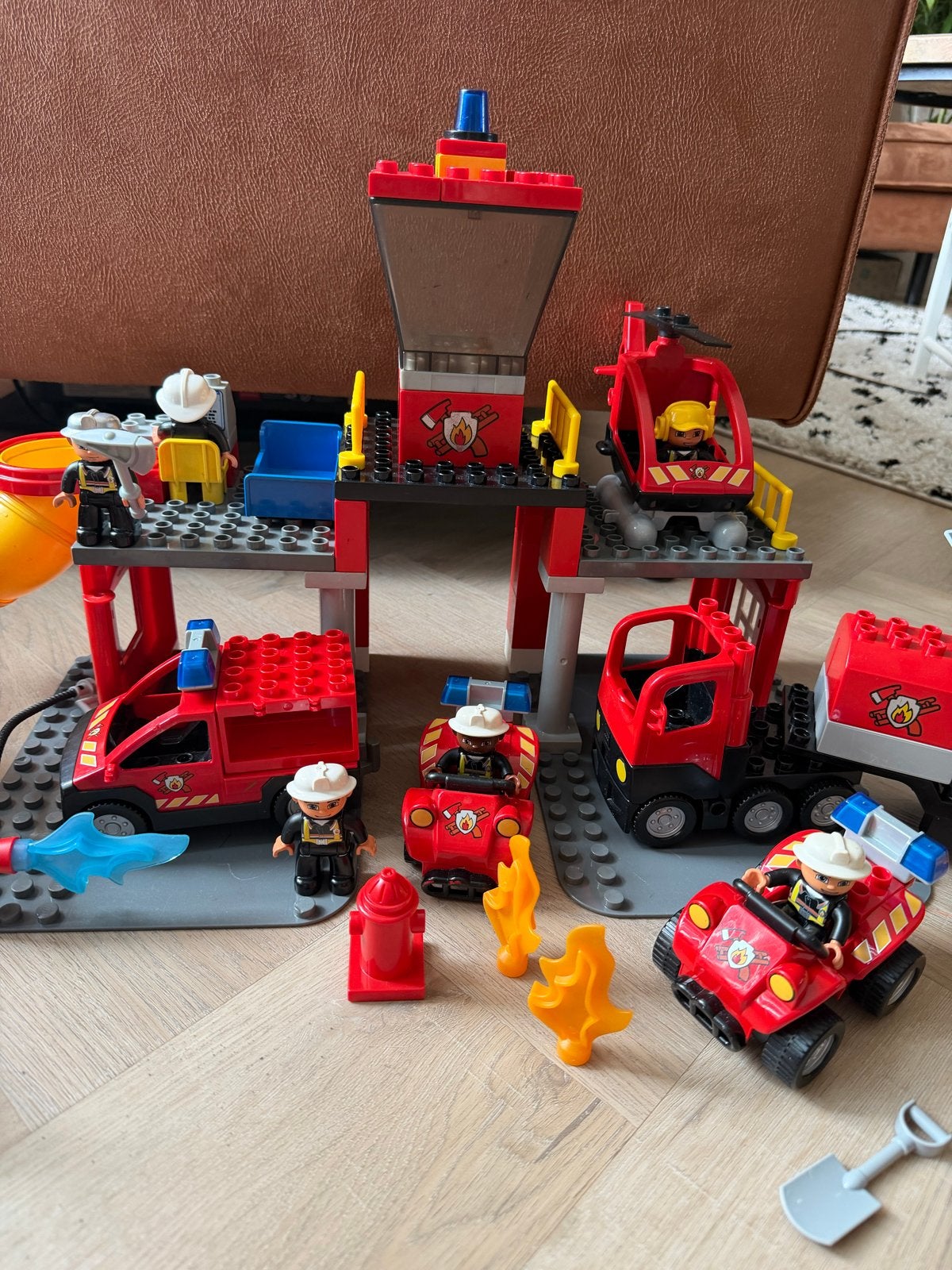 Duplo Brandweerset met extra brandweerauto's, Kinderen en Baby's, Speelgoed | Bouwstenen, Ophalen, Gebruikt