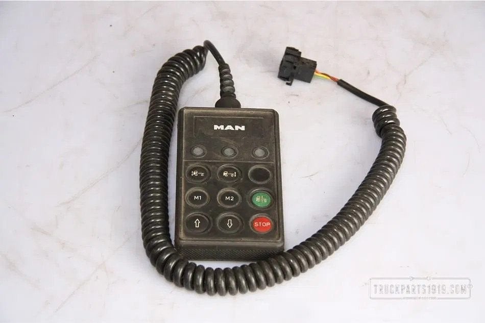 MAN 81.25505-6601 Luchtvering bediening, Ophalen, Gebruikt, MAN, Dashboard en Schakelaars