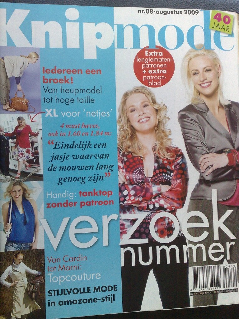 Knipmode augustus nr. 8 / 2009, Hobby en Vrije tijd, Kledingpatronen, Verzenden, Zo goed als nieuw, Vrouw, Knipmode