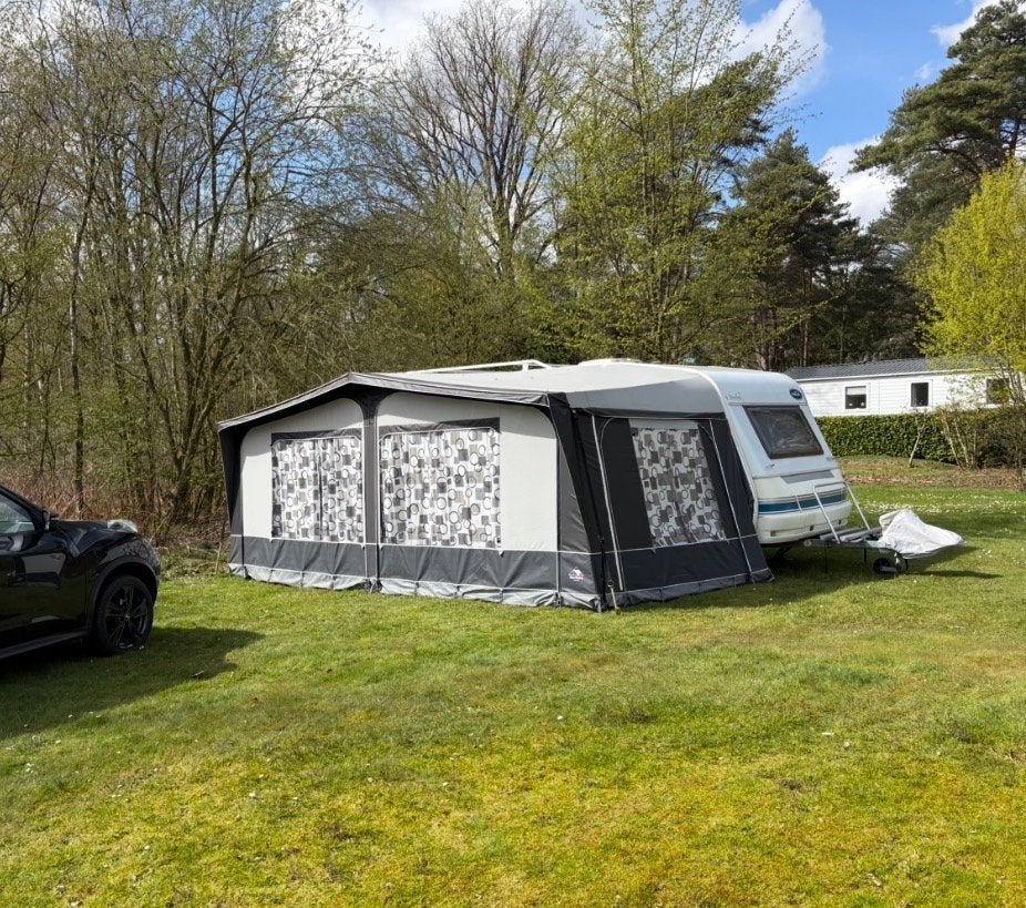 Wilk SilverStar 490 UE Aparte bedden 1300KG bj 2006, Rondzit, Particulier, Wilk, 2 aparte bedden