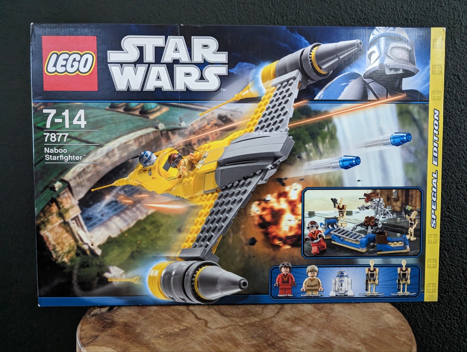 Lego Star Wars 7877 Naboo Starfighter nieuw in doos, Kinderen en Baby's, Speelgoed | Duplo en Lego, Star Wars, Lego, Nieuw, Ophalen of Verzenden