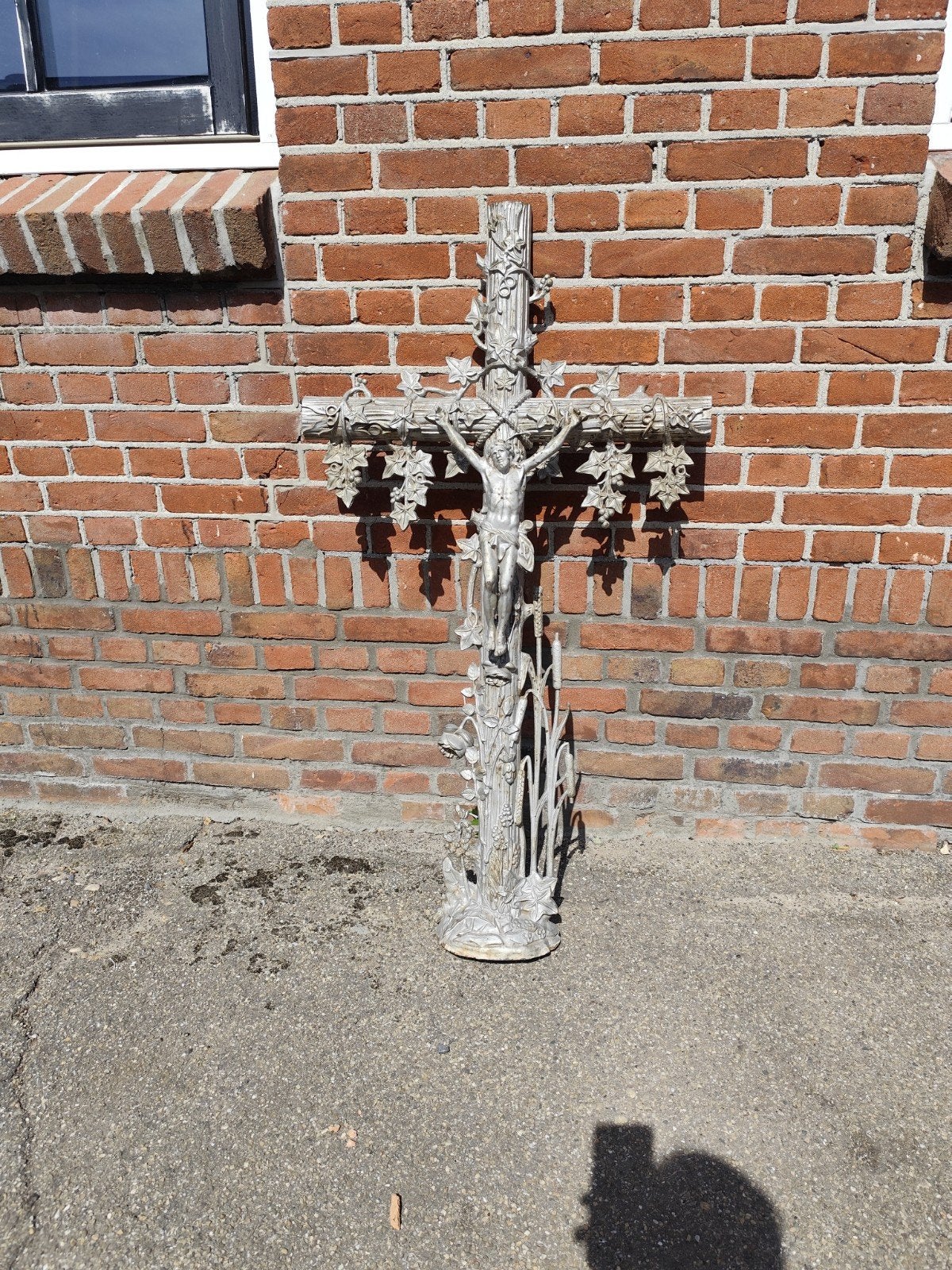 Groot ijzeren Christus kruis, Antiek en Kunst, Antiek | Religie, Ophalen of Verzenden