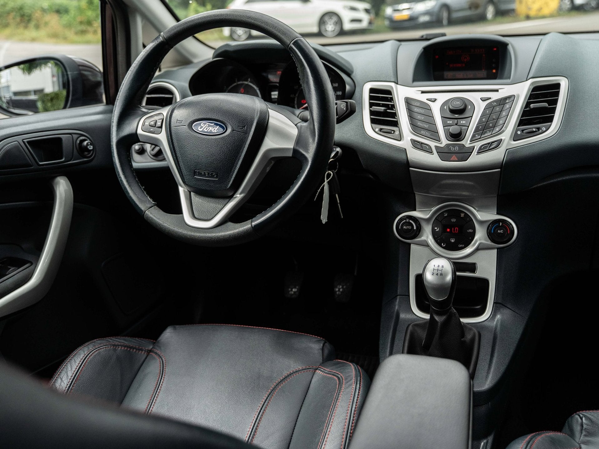Ford Fiesta 1.6 Sport | ST-LINE | LEDEREN BEKLEDING | CLIMAT, 1596 cc, Gebruikt, 4 cilinders, Bruin