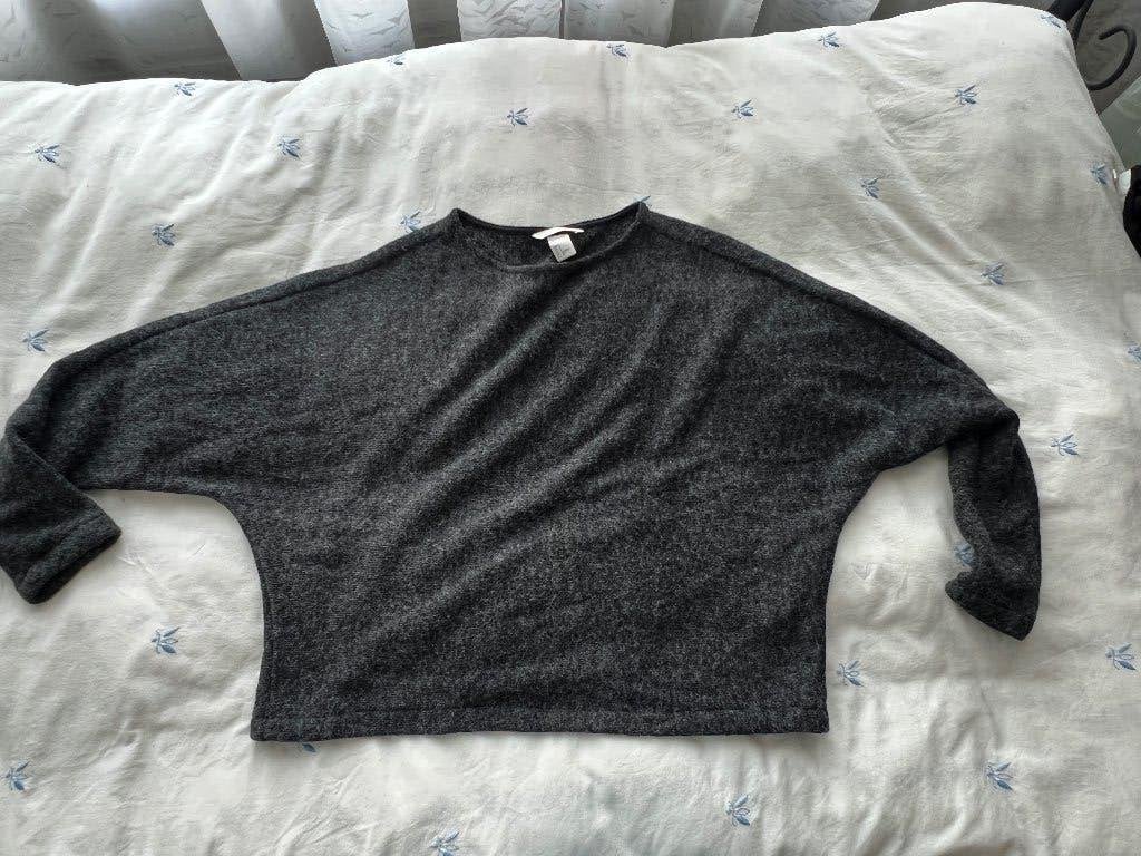 H&M Grijze korte trui met wijde mouwen  nieuw maat S, H&M, Nieuw, Ophalen of Verzenden, Maat 36 (S)