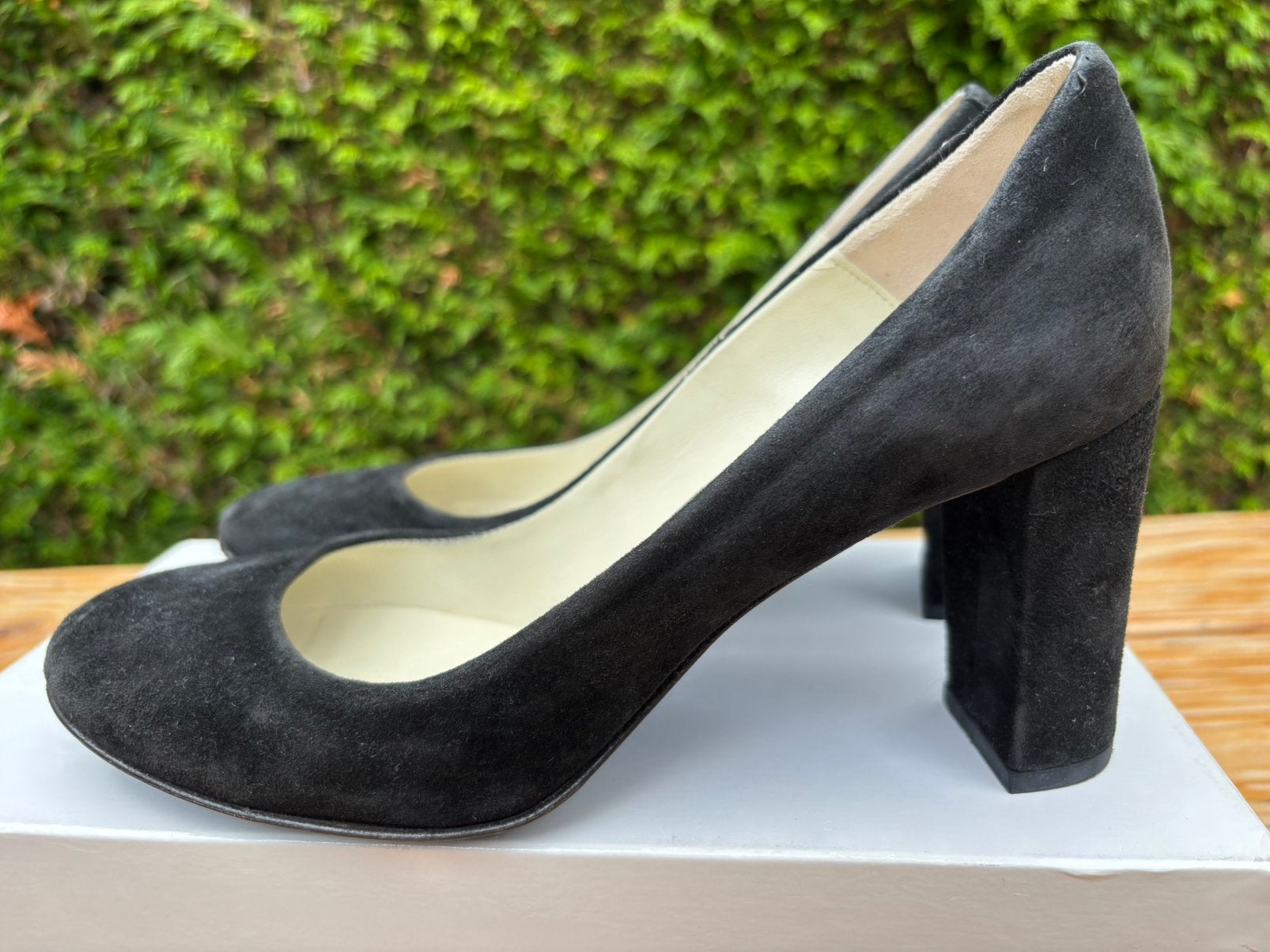 Zwarte suede pumps van Ab Donkers, Pumps, Zwart, Ophalen of Verzenden, Zo goed als nieuw