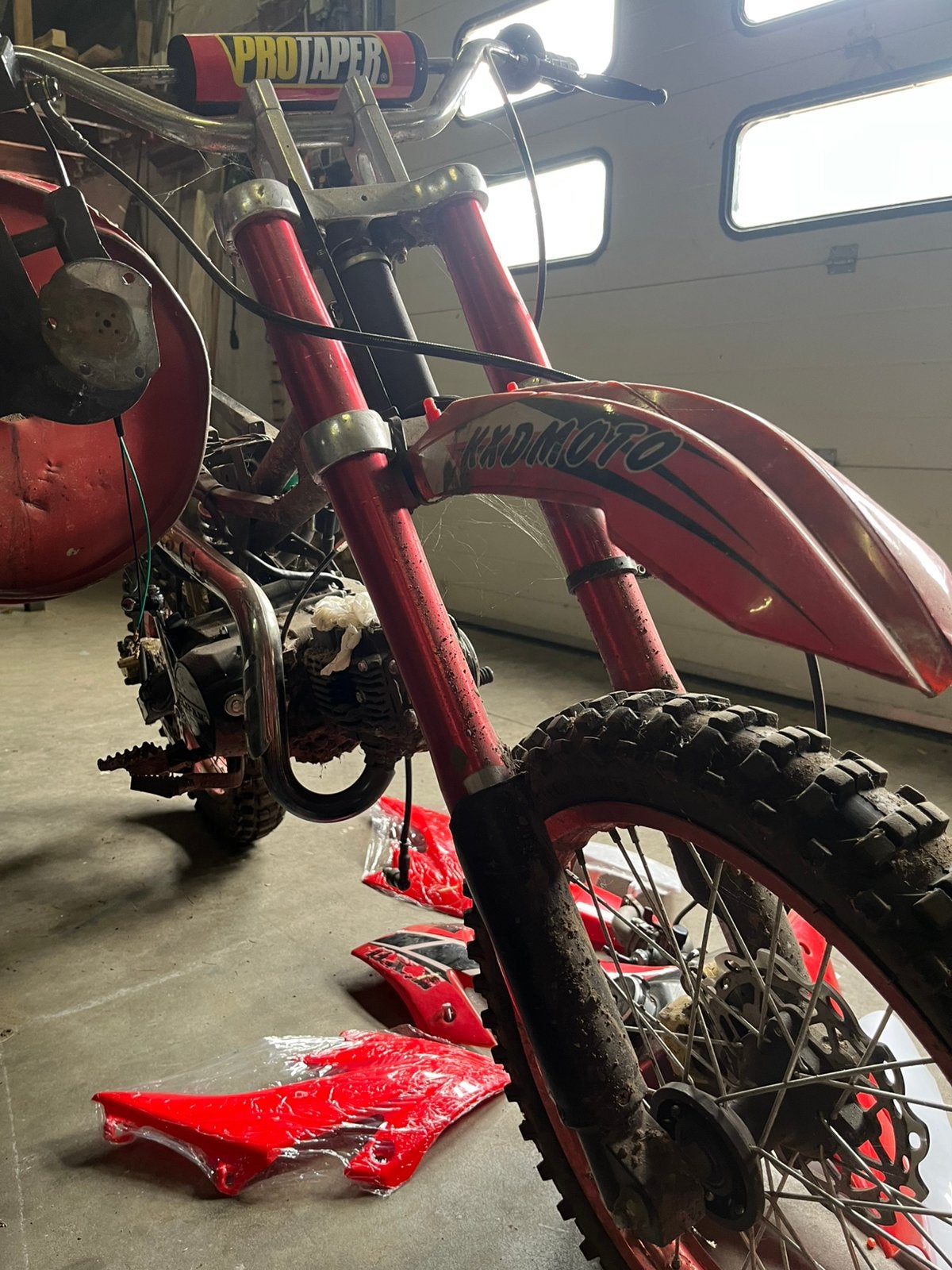 Pit bike in onderdelen, Ophalen, Gebruikt