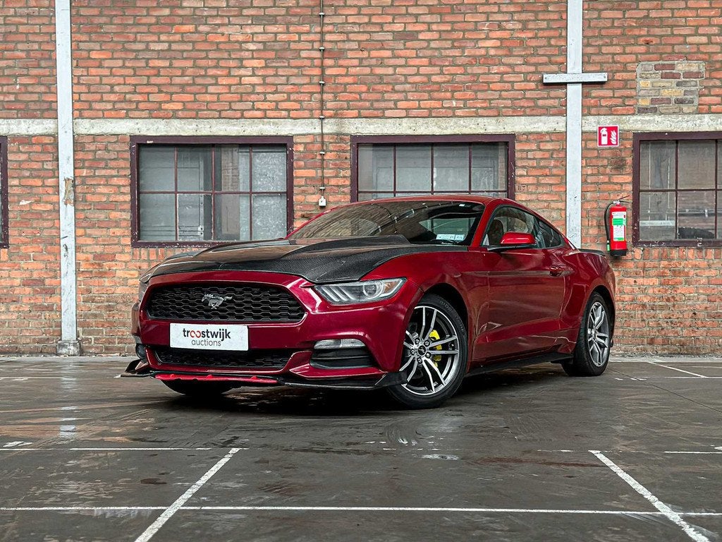 Ford Mustang Ecoboost Premium Coupe 310pk 2015, Auto's, Ford, Automaat, Gebruikt, Cabriolet, Bedrijf