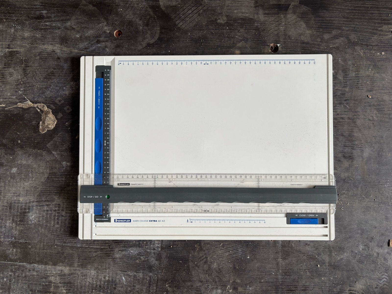 Nieuw Staedtler Mars College Extra A3 Tekenbord, Ophalen of Verzenden, Nieuw, Minder dan 130 cm