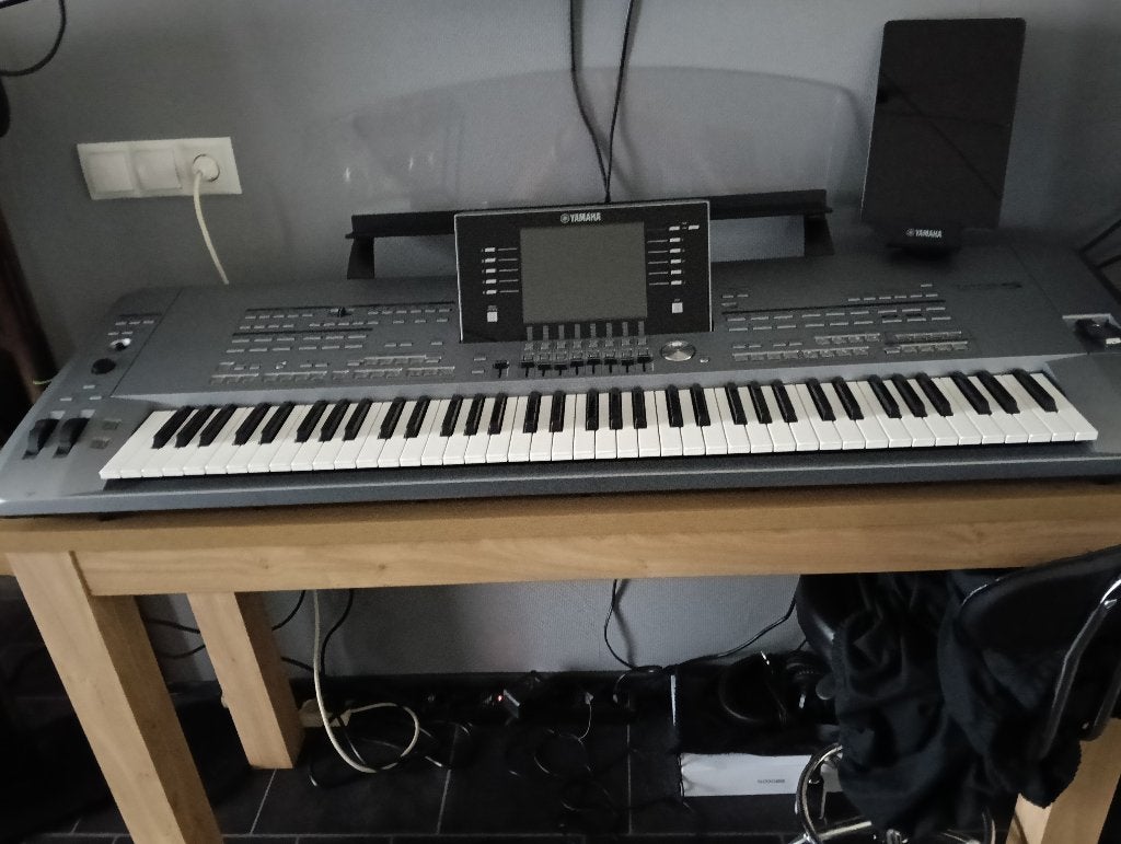 YAMAHA TYROS 5 (76) RUILEN TEGEN KORG PA4X (76), Muziek en Instrumenten, Keyboards, Ophalen, Yamaha, Zo goed als nieuw, Midi-aansluiting