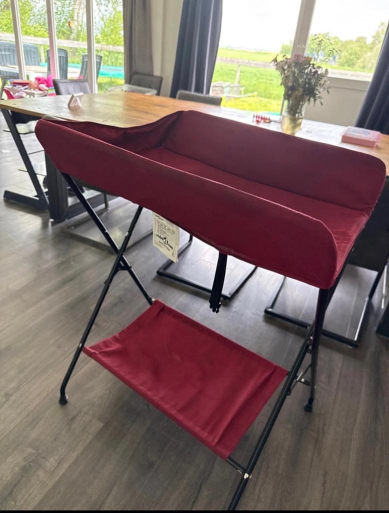 Handige inklapbare commode voor in de badkamer, Ophalen, 50 tot 70 cm, Zo goed als nieuw, 75 tot 100 cm