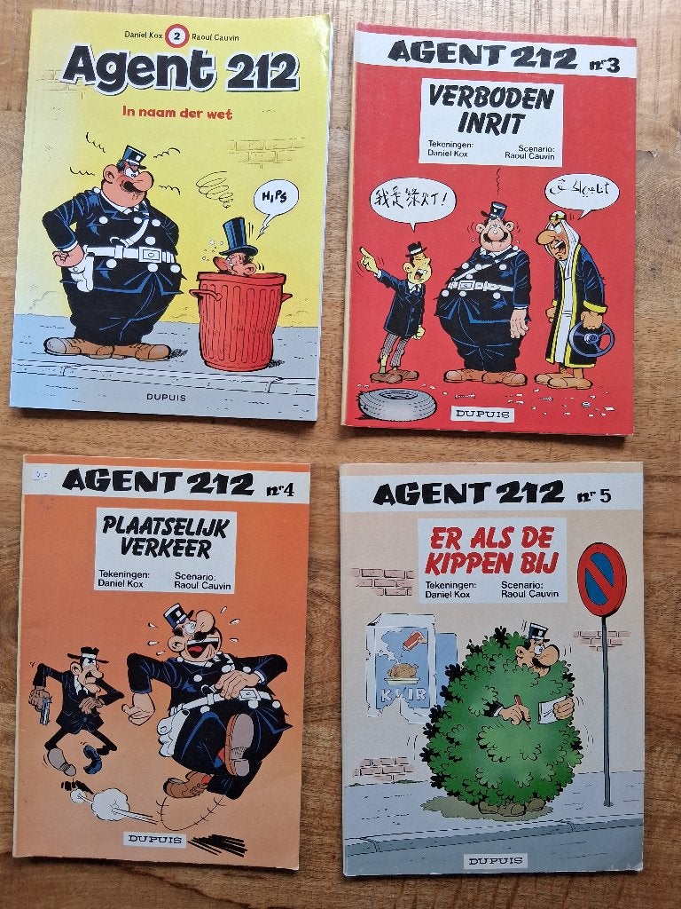 Kolderieke Belgische Agent 212 - 12 stripboeken, Gelezen, Daniel Kox, Raoul Cauvin, Europa, Ophalen of Verzenden