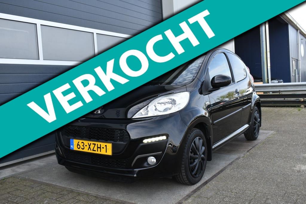 Peugeot 107 1.0 Envy, Voorwielaandrijving, Euro 5, Gebruikt, 4 stoelen
