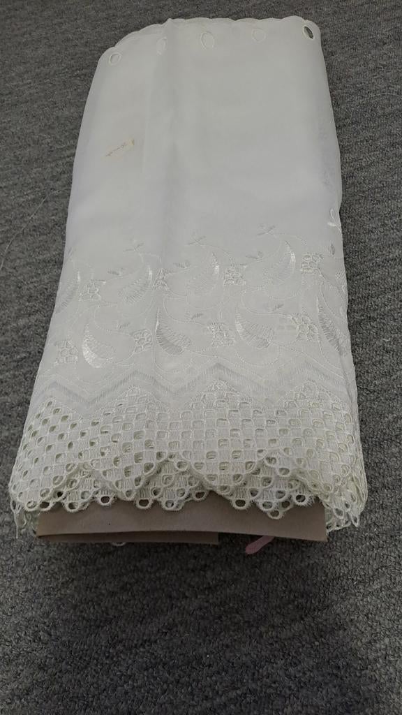 Nieuwe vitrage stof - 2 stukken (14m + 9m) - 44cm valhoogte, Huis en Inrichting, Wit, Nieuw, Ophalen of Verzenden, 200 cm of meer
