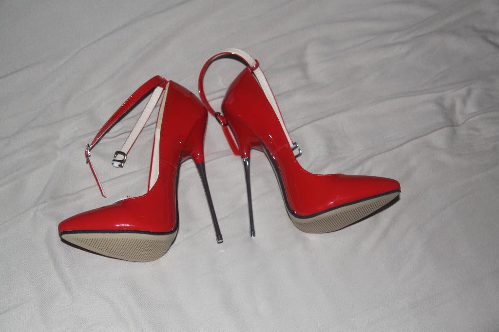 Fetish Pump High-Heels Rood NIEUW Maat 38, Pumps, Nieuw, Ophalen of Verzenden, Rood