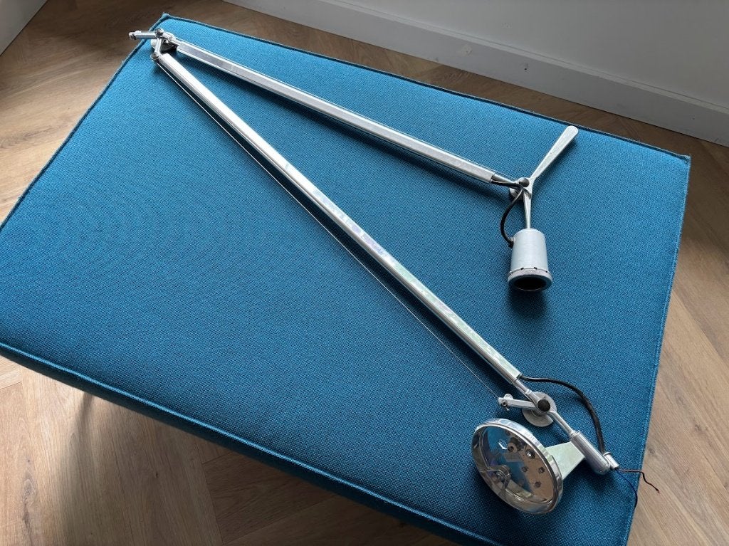 Artemide tolomeo mega wand lamp, Huis en Inrichting, Lampen | Hanglampen, Ophalen, Gebruikt, Stof, Minder dan 50 cm