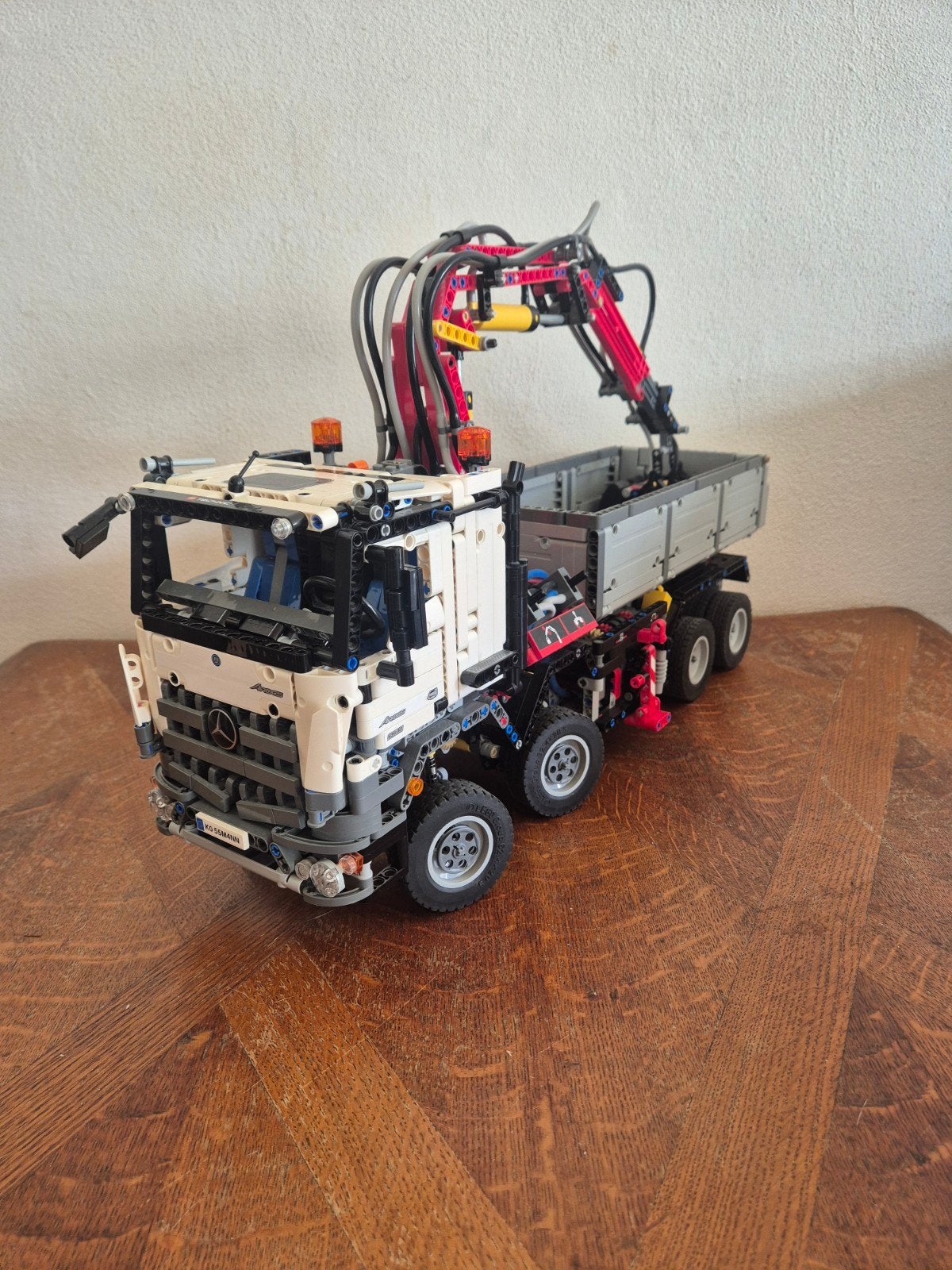 Lego Technic Mercedes-Benz Arocs 42043, Ophalen of Verzenden, Zo goed als nieuw