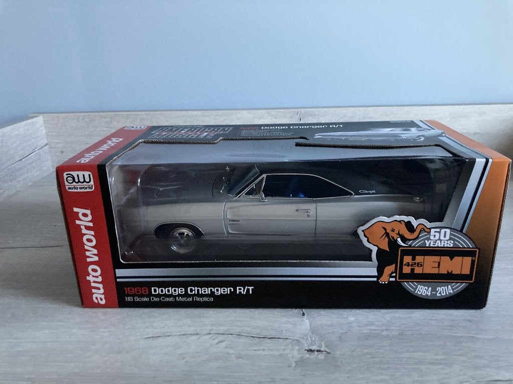 '68 Dodge Charger 1:18 Autoworld, Ophalen of Verzenden, Zo goed als nieuw, Auto, Overige merken