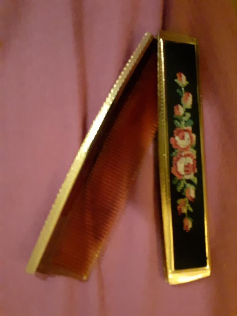 Brocante petit point kam houder, Ophalen of Verzenden