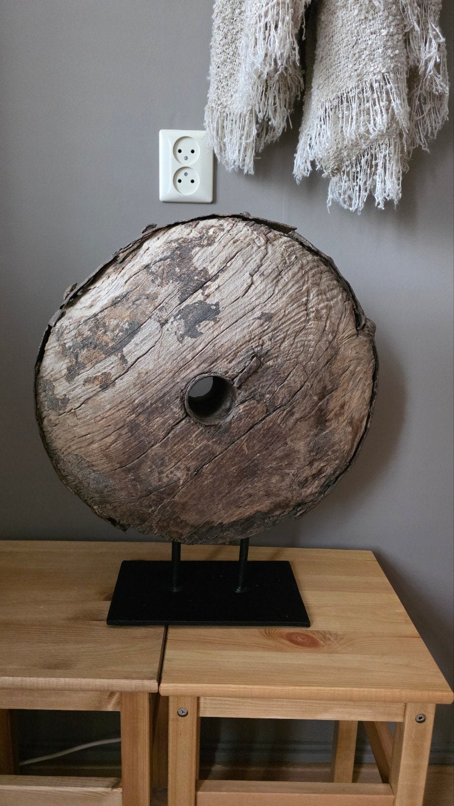 zwaar houten ornament Houten wiel op standaard, Ophalen, Hout, Bruin, Landelijk