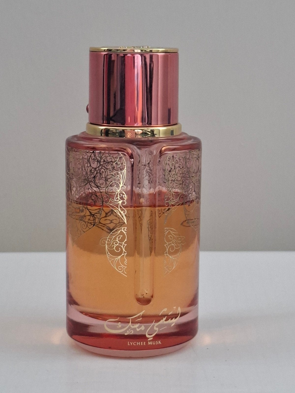 EDP ARABIYAT PRESTIGE: Lychee Musk, Sieraden, Tassen en Uiterlijk, Ophalen of Verzenden, Gebruikt