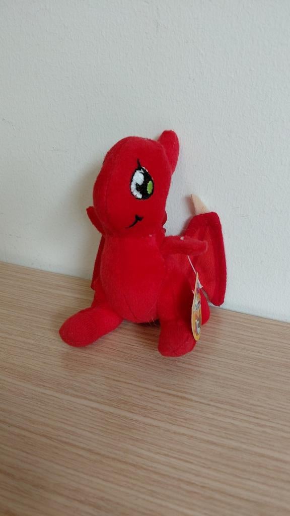 Neopets draakje, Ophalen of Verzenden, Zo goed als nieuw, Overige typen