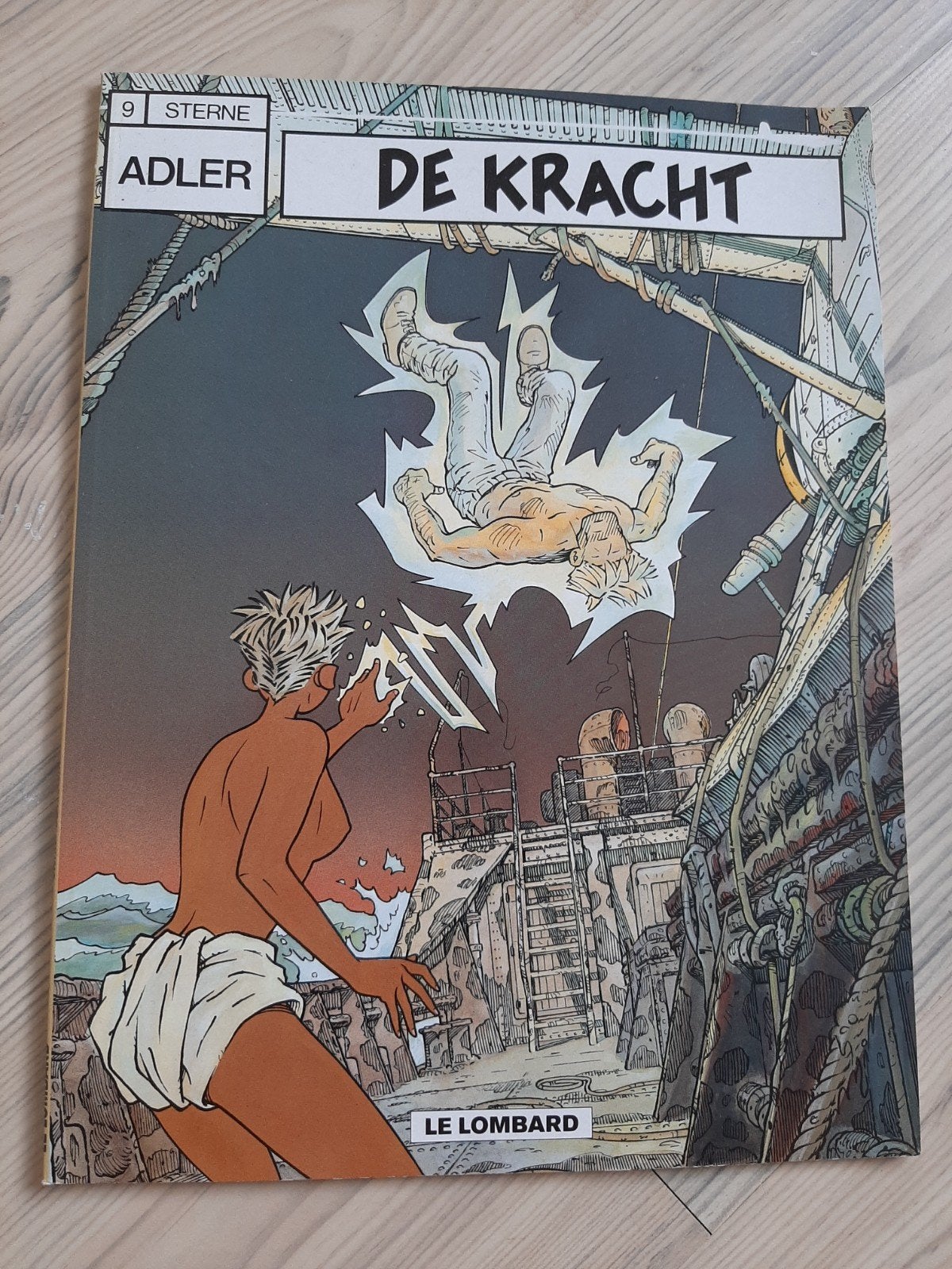 Adler - De Kracht (nr. 9) - René Sterne - Le Lombard, Eén stripboek, Ophalen of Verzenden, Gelezen, René Sterne