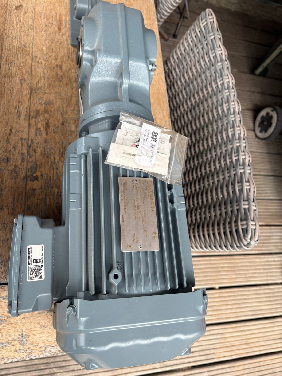 SEW eurodrive kw1.5 KV37/T  reductie motor, Doe-het-zelf en Verbouw, Motoren, Ophalen of Verzenden, Nieuw, Elektromotor, 1400 tot 1800 rpm