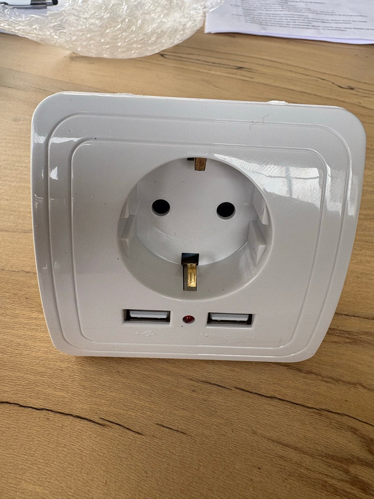 4x Nieuwe Shuko wandcontactdoos 16A/250V met USB, Ophalen of Verzenden, Nieuw, Stopcontact