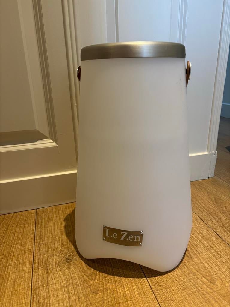 Le Zen Wijnkoeler met Bluetooth Speaker & Licht, Ophalen, Flessenkoeler, Kunststof, Nieuw
