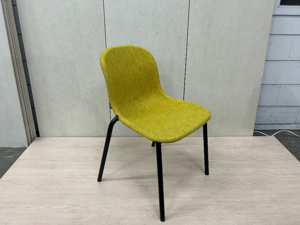 DeVorm LJ2 PET Felt 2x, Huis en Inrichting, Stoelen, Gebruikt, Twee, Ophalen of Verzenden