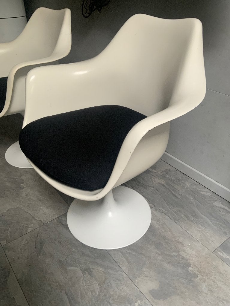 Vintage tulp stoelen wit Space age, Huis en Inrichting, Ophalen, Gebruikt, Wit