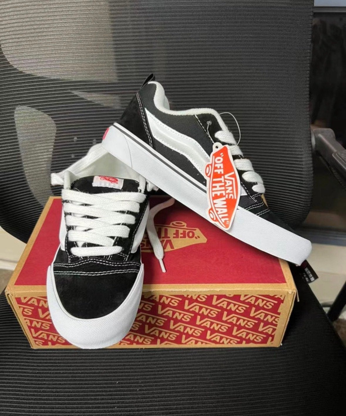 Nieuwe Vans Knu Skool sneakers - Zwart/Wit - Maat 43, Ophalen of Verzenden, Nieuw, Zwart, Sneakers of Gympen
