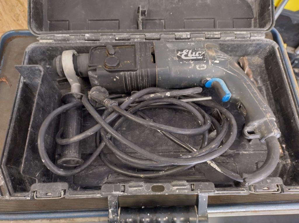 Elu 600 W boorhamer machine in koffer. Gebruikt, werkt prima, Boormachine, Ophalen of Verzenden, Variabele snelheid, Gebruikt