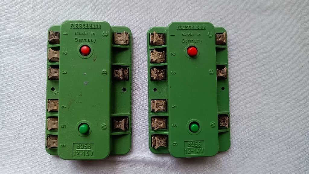 2x Fleischmann 6956 schakelrelais 12-14V, Ophalen, Gebruikt, Gelijkstroom, Fleischmann