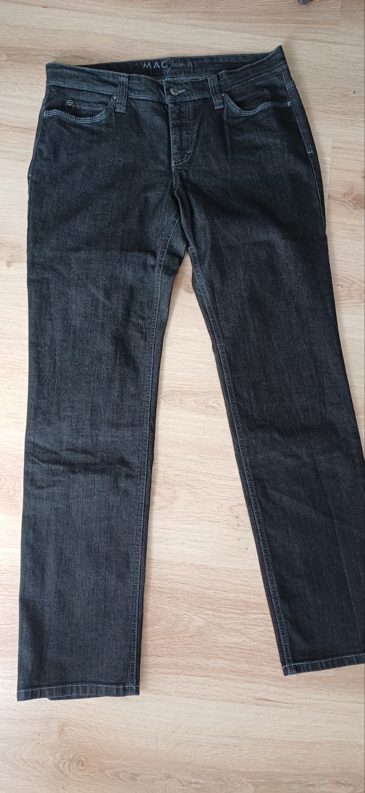 MAC Jeans Carrie Pipe  - Maat 42/32 - Nieuwstaat, Zwart, MAC, Maat 42/44 (L), Ophalen of Verzenden