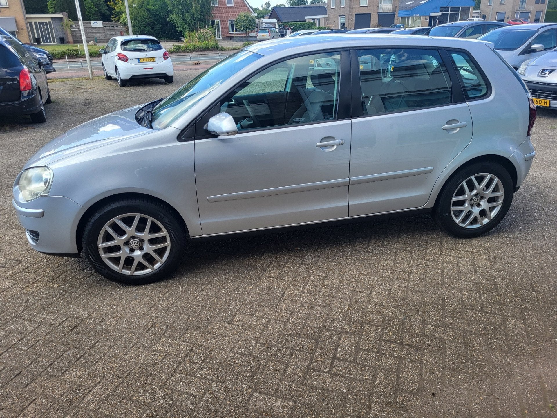 Volkswagen Polo 1.4-16V ''Comfortline" Airco - 5 Deurs ! 75, Voorwielaandrijving, 15 km/l, Origineel Nederlands, Bedrijf