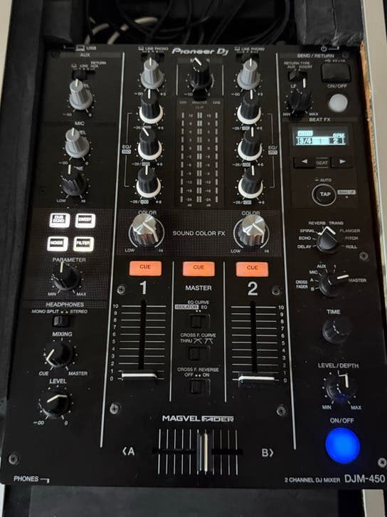 Pioneer DJM-450 2-kanaals DJ Mixer, Ophalen, Zo goed als nieuw, Minder dan 5 kanalen, Microfooningang