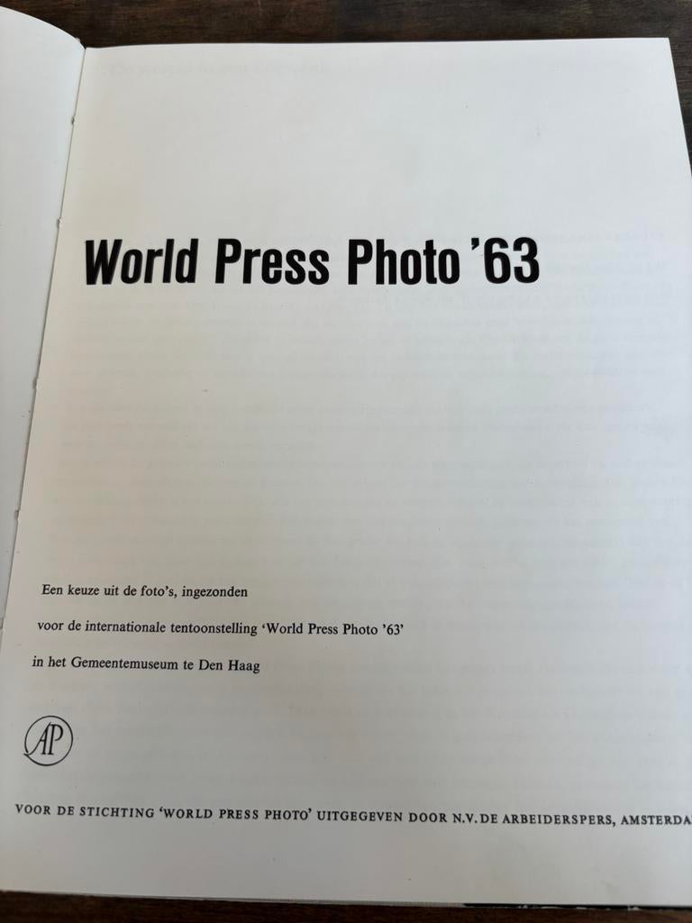 World press photo 63, Ophalen of Verzenden, Gelezen