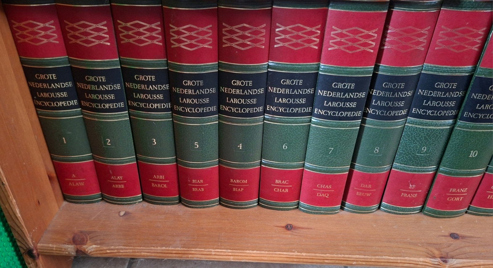 Grote Nederlandse Larousse Encyclopedie 26 delig, Ophalen, Gelezen, Algemeen, Complete serie
