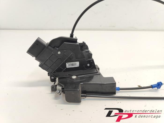 Deurslot Mechaniek 2Deurs links van een Volvo C30, Gebruikt, -, -, Ophalen of Verzenden