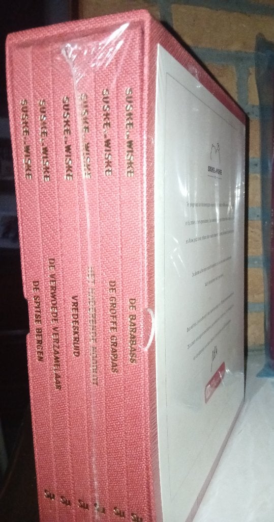 Suske en Wiske Box SOS Kinderdorpen, Nieuw, Ophalen of Verzenden, Willy Vandersteen, Complete serie of reeks