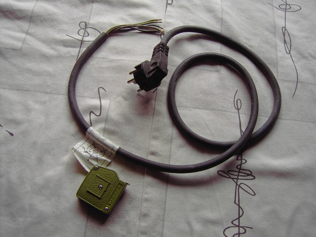 Perilex kabel met vaste stekker  met schema, Doe-het-zelf en Verbouw, Ophalen of Verzenden, Kabel of Snoer