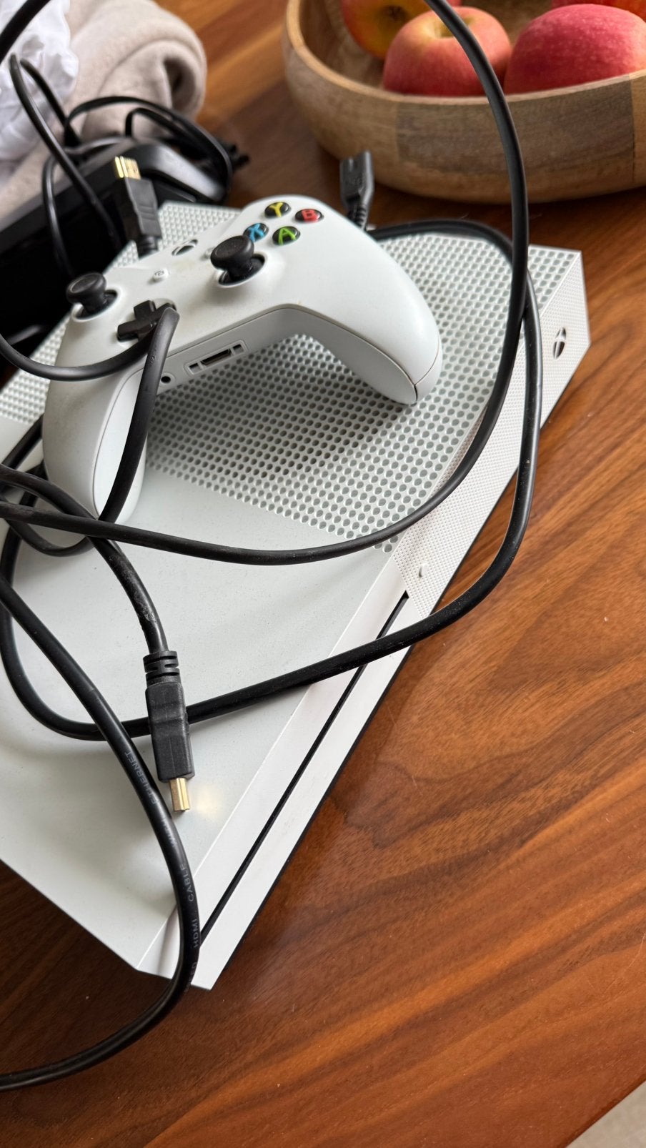 Xbox One S - 500gb opslag, Spelcomputers en Games, Ophalen, Xbox One S, Met 1 controller, 500 GB