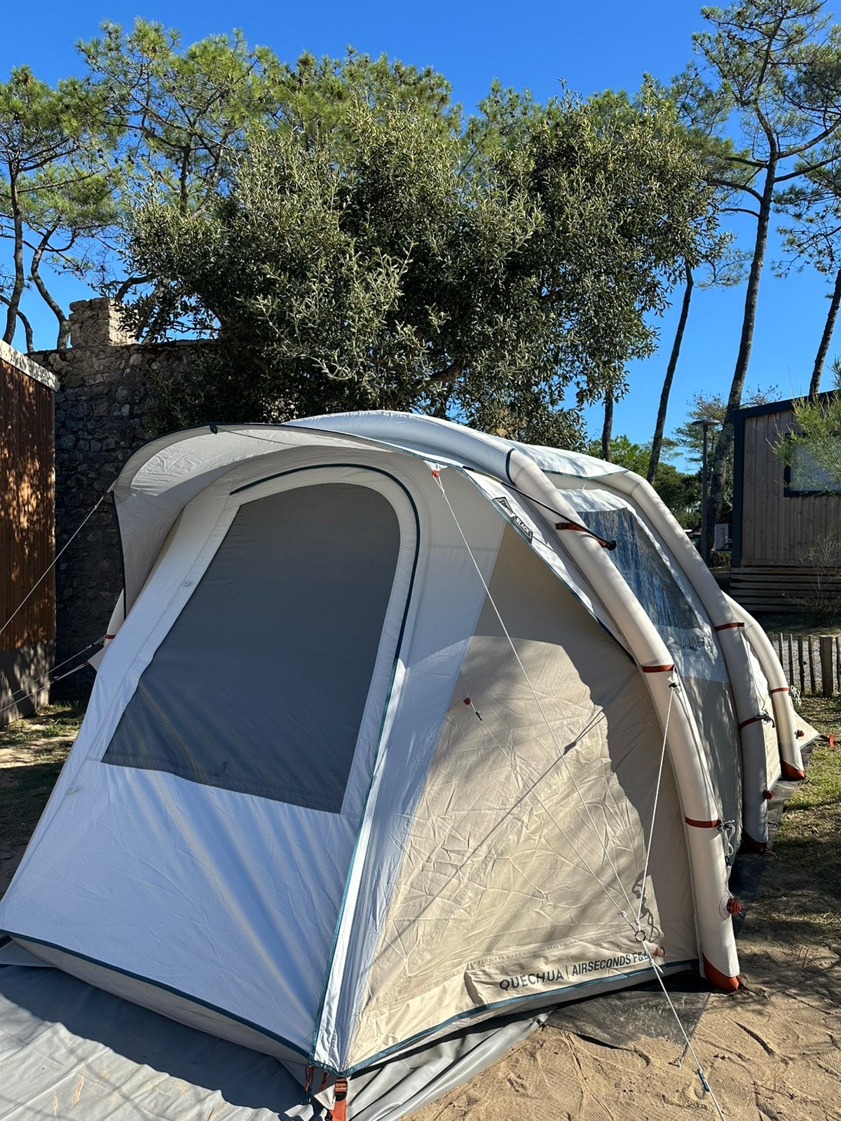 Quechua Air Seconds 4.1 Fresh & Black – opblaasbare tent 4p., Ophalen of Verzenden, Zo goed als nieuw, Tot en met 4