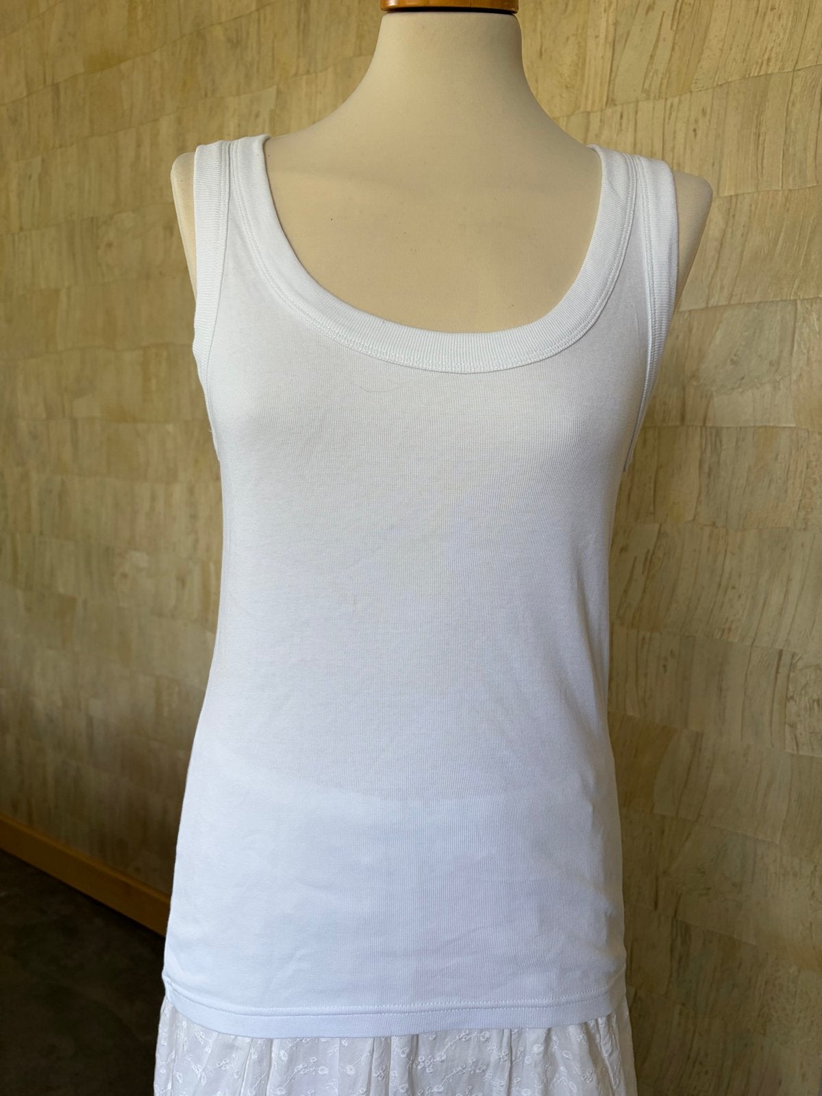 Sutherland Wit Katoenen Mouwloze Top Maat L, Kleding | Dames, Wit, Maat 42/44 (L), Ophalen of Verzenden, Zo goed als nieuw