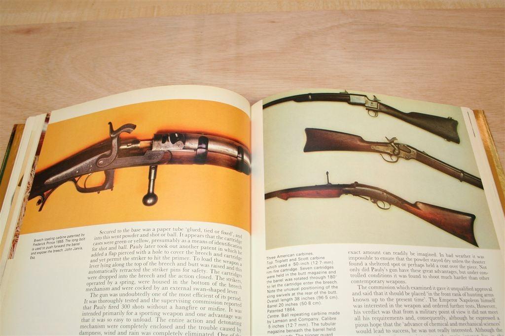 The World\'s Great Guns — Geschiedenis Vuurwapens, Ophalen of Verzenden, Tweede Wereldoorlog, Gelezen, Overige onderwerpen