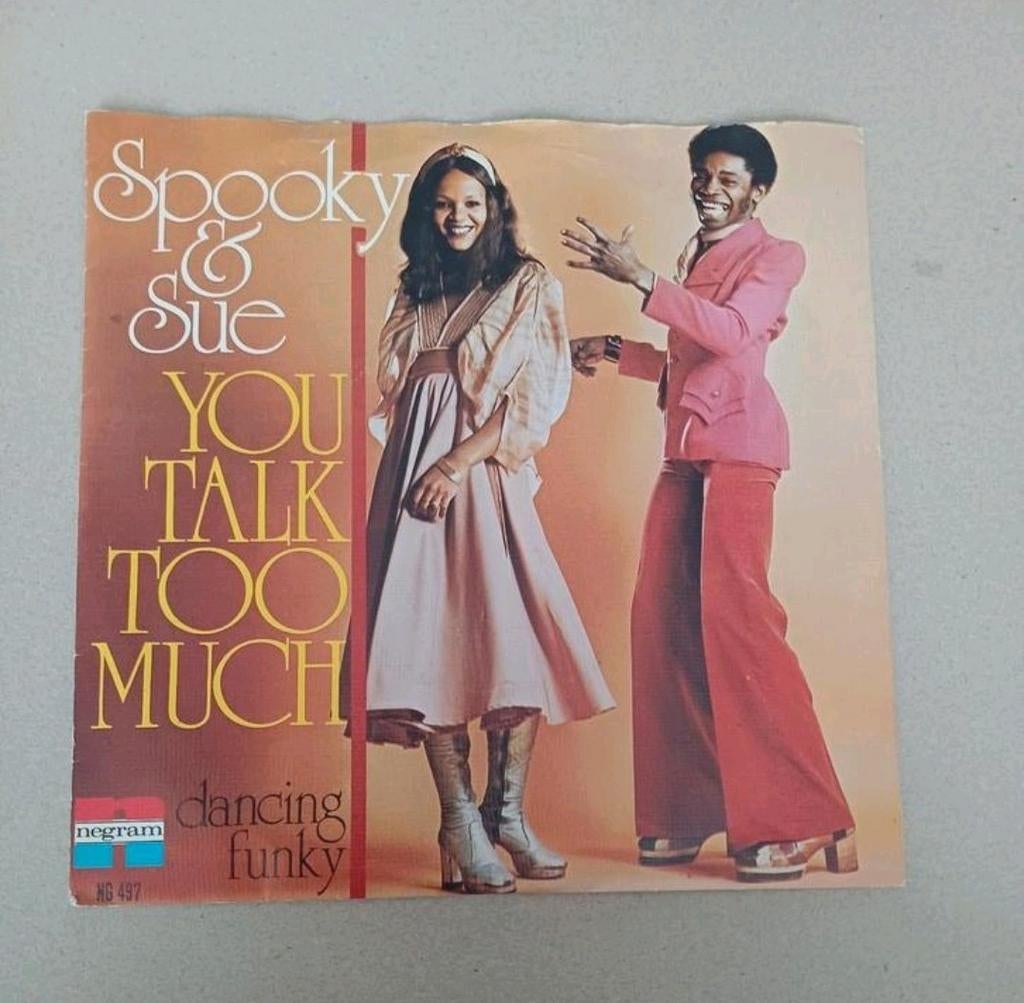 Spooky & Sue  - You Talk Too Much, Gebruikt, 7 inch, Single, Ophalen of Verzenden
