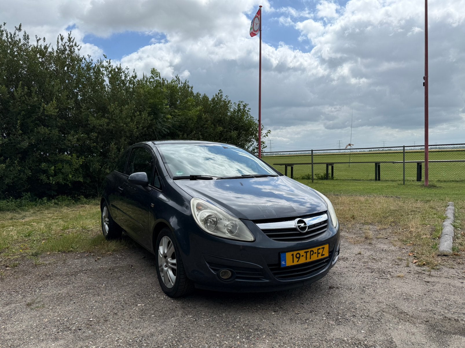 Opel Corsa 1.2 16V 3D WR 2006 Grijs, Auto's, Opel, Bedrijf, Corsa, Benzine, Euro 5, B, Hatchback, Handgeschakeld, Origineel Nederlands