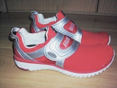 K-Swiss mt.45 sneakers rood-zilver nylon en rubber zool, Overige kleuren, K-Swiss, Ophalen of Verzenden, Sneakers of Gympen